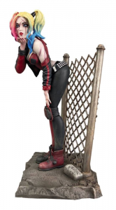Statua DC Gallery Harley Quinn DCeased PVC 20 cm (DST)