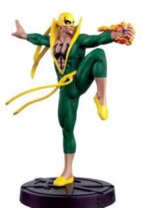 ST Marvel Fact Files : Cosmic Iron Fist 15cm RESINA