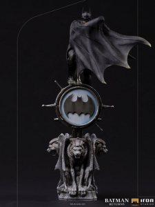 IRON STUDIOS â€“ Batman Returns Deluxe Art Scale Statue 1/10 Batman